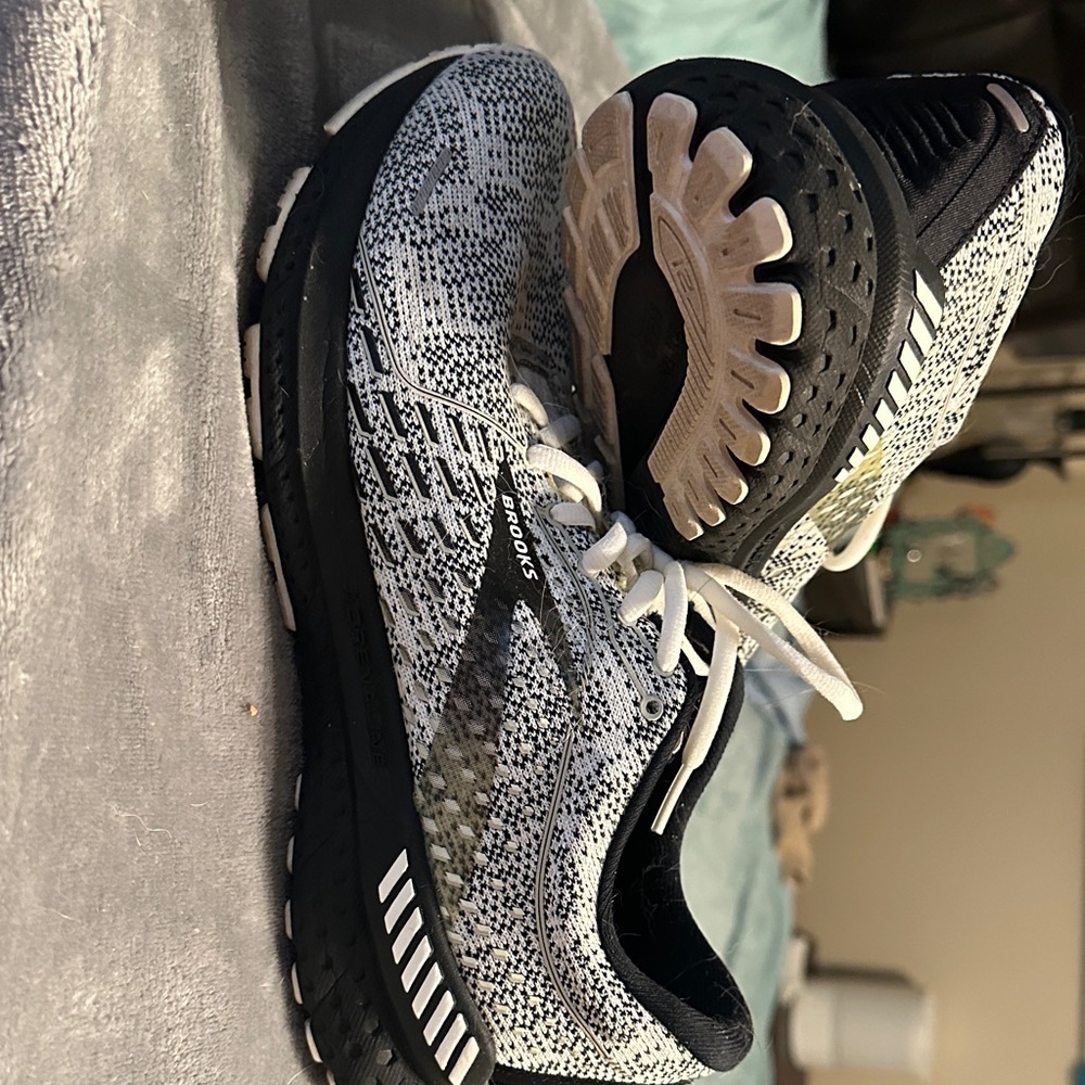 Brooks Monochrome Athletic Sneakers